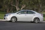 Lexus HS250h 2009 года